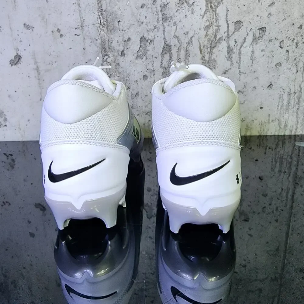 MSRP $119 Nike Men's Alpha Menace 4 Pro Football Cleats, size 12